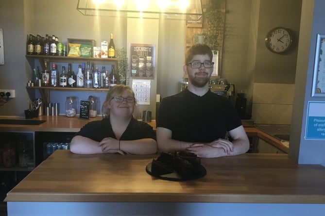 Fundraiser for cause close to Minehead students’ hearts at Foxes Hotel