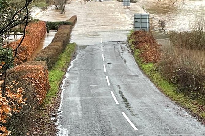 B3222 Dulverton Exmoor flood flooding River Exe