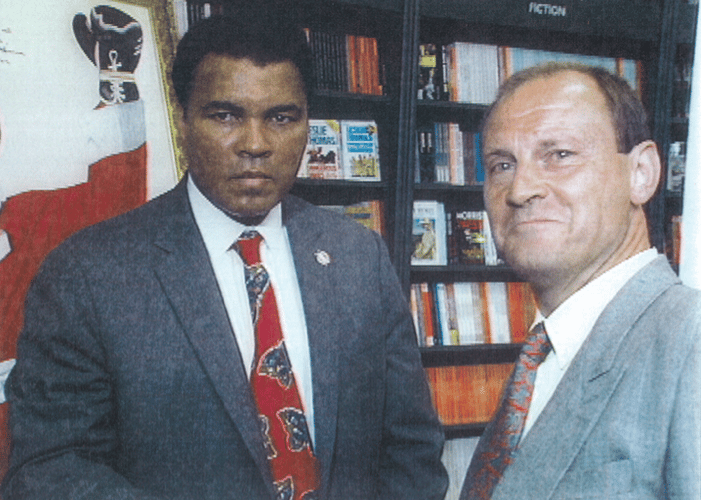 Dennis Coath pictured with Muhammad Ali