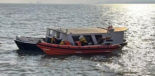 Two rescued as boat sinks in Bristol Channel