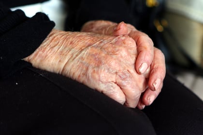 Citizens' Advice on how pensioners can access winter fuel payments