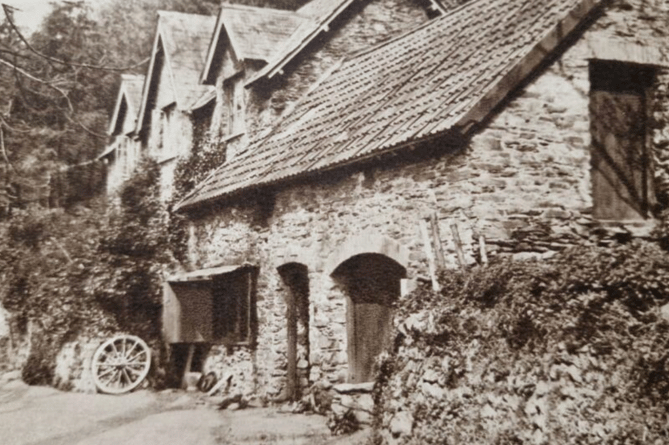 Historic photograph of Bridge Cottage