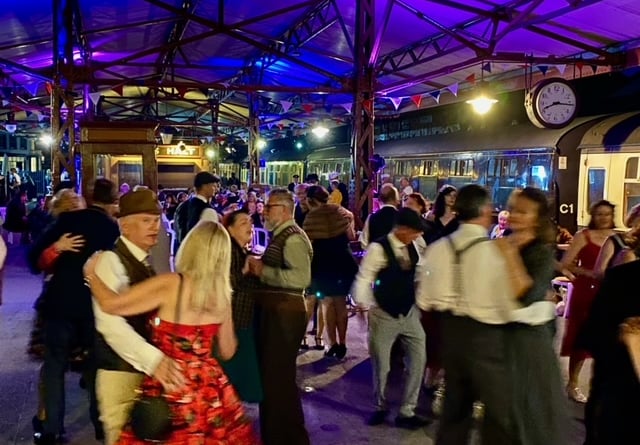 The sell-out dance on Minehead station (Photo: Robin Wichard)