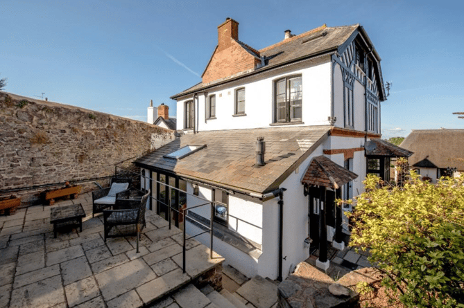 Imposing six-bedroom home in the heart of Porlock comes to market