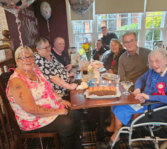 Muriel pops to the pub for her 104th birthday