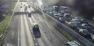 M5 drivers in standstill traffic after multi-car collision