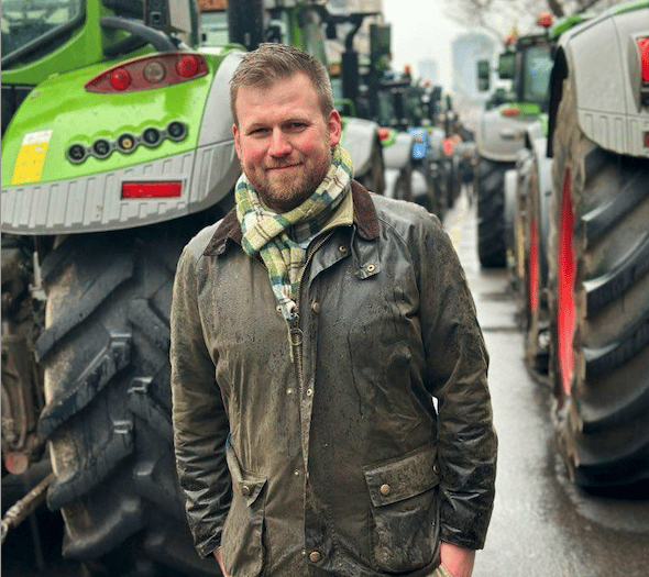 London protest joined by hundreds of local farmers