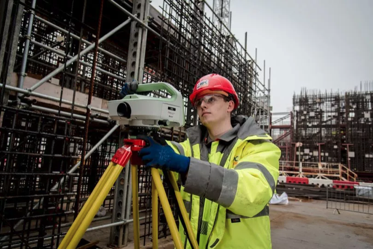 Sweeping changes to apprenticeships were announced during a visit to Hinkley Point C by Education Secretary Bridget Phillipson.