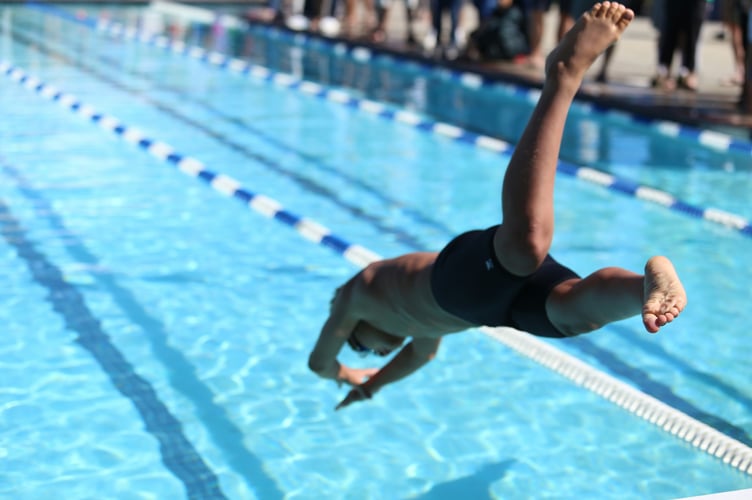 A financial milestone has been reached by a group trying to build an indoor public swimming pool in Minehead.